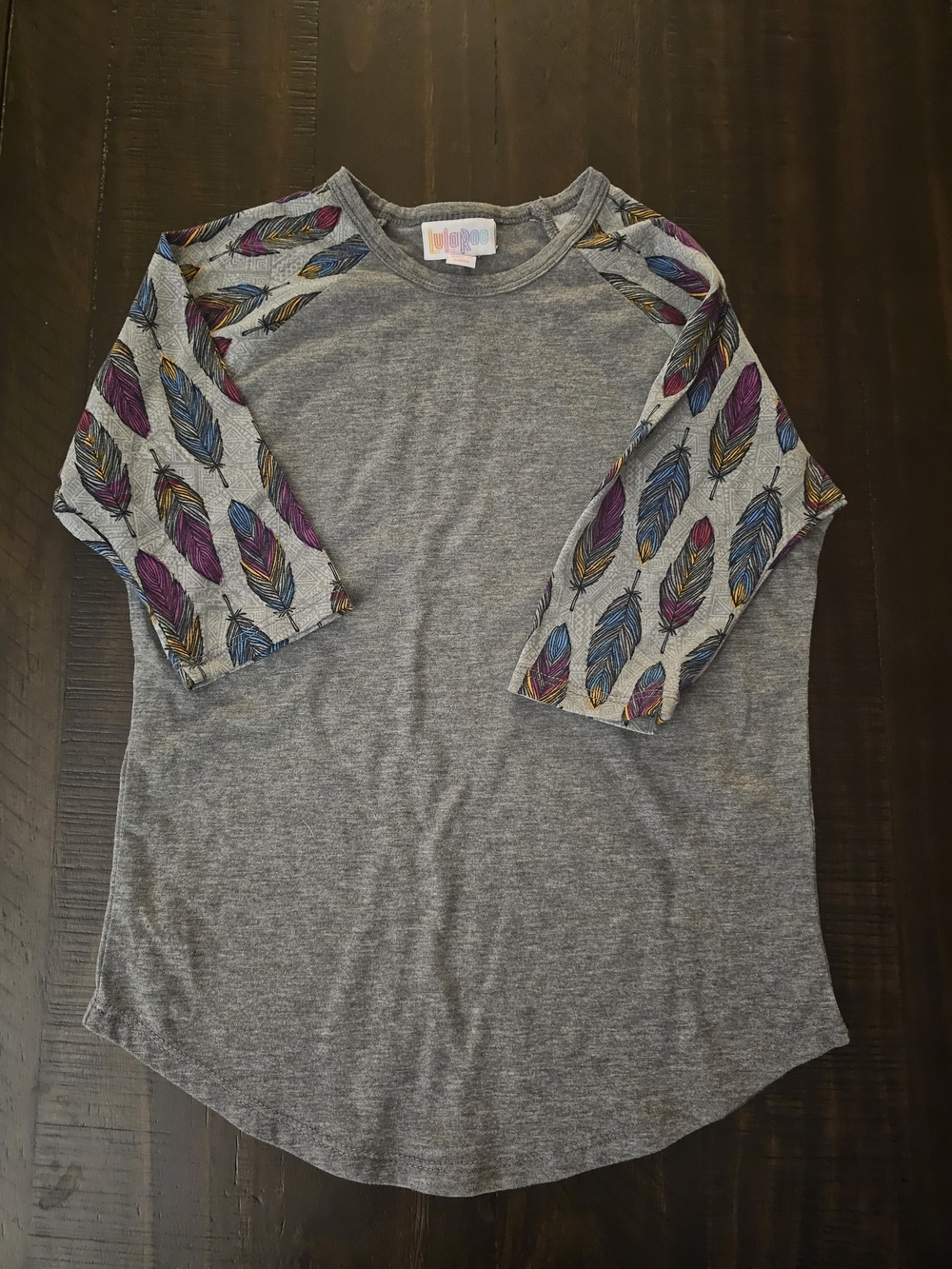 LuLaRoe Grey Raglan Tee with Colorful Feather Sleeves